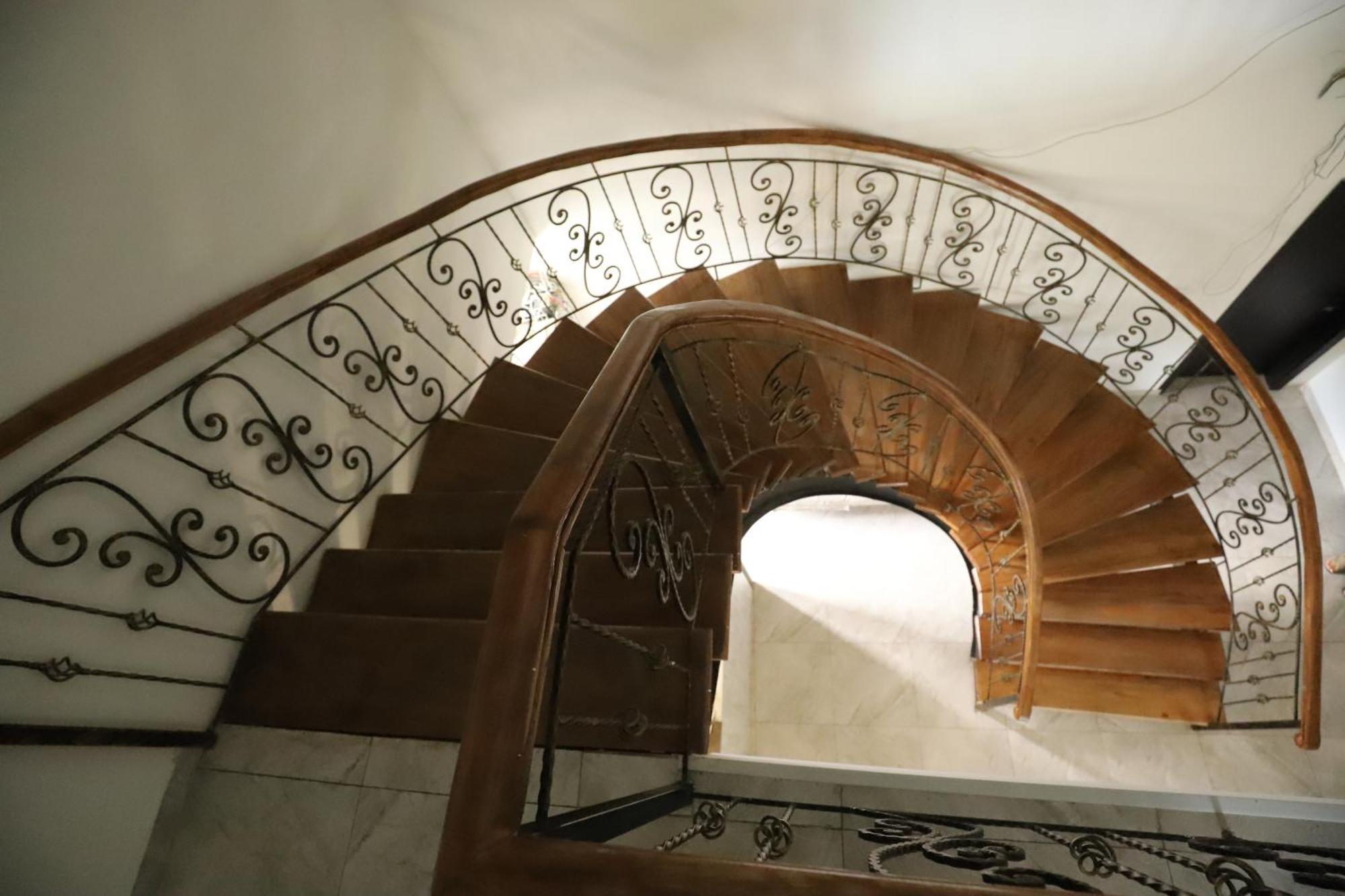 Hotel City Кутаиси Екстериор снимка