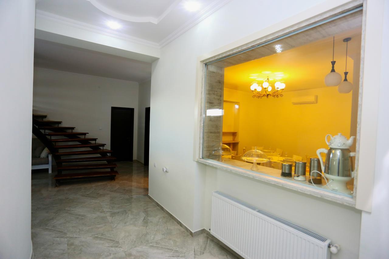 Hotel City Кутаиси Екстериор снимка