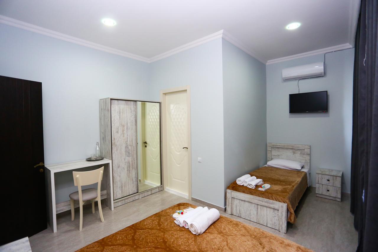 Hotel City Кутаиси Екстериор снимка